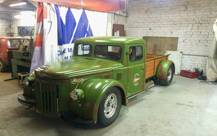 Ngạc nhiên với chiếc xe độc nhất vô nhị được lai tạo từ 2 con xe cũ bỏ đi Ảnh 2