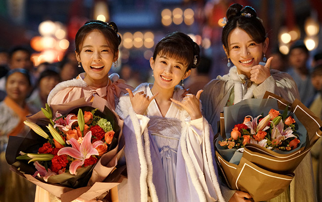 Ngoài Triệu Lệ Dĩnh - Phùng Thiệu Phong, đây là những điều thu hút khán giả trong ‘Minh Lan truyện’ Ảnh 2