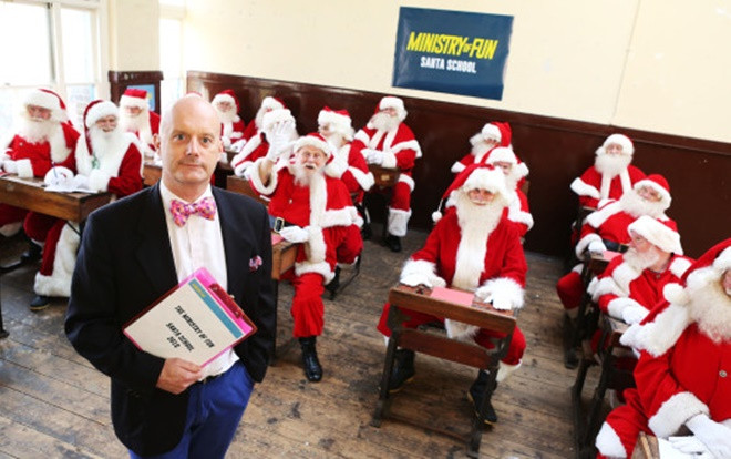 Khám phá ngôi trường đào tạo… ông già Noel độc đáo nhất hành tinh Ảnh 2