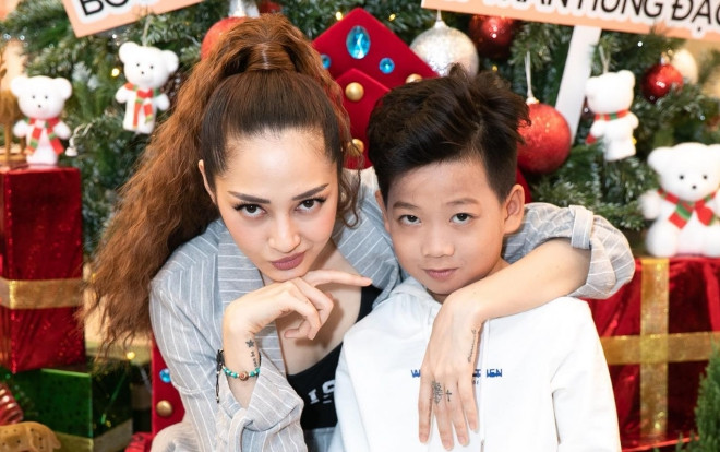 Xúc động với hình ảnh 'trò ngả cô nâng' của Bảo Anh - Minh Chiến trước thềm chung kết The Voice Kids 2018 Ảnh 2