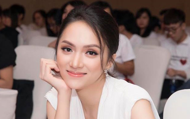 Clip thú vị: Hương Giang đang 'so deep' thì bỗng dưng… chuông điện thoại bất ngờ reo tới Ảnh 2