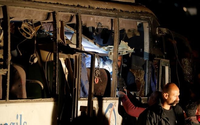 Đại sứ quán Việt Nam hỗ trợ 3 khách du lịch thiệt mạng trong vụ đánh bom xe buýt ở Ai Cập Ảnh 2