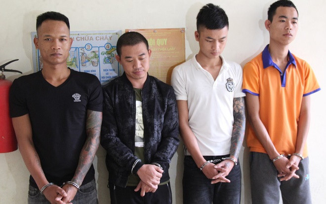 Nhóm đòi nợ thuê bị bắt sử dụng ma túy: Từng đe dọa trưởng Công an bước chân đến sẽ bắn Ảnh 2