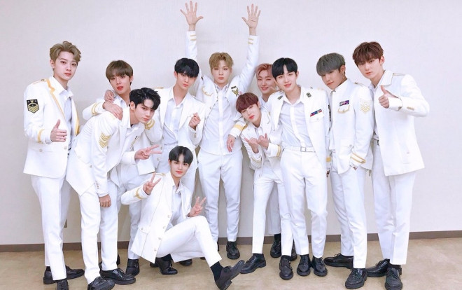 WANNA ONE sau tan rã: Người nhập ngũ, kẻ bị chỉ trích vì solo, một số lấn sân diễn xuất Ảnh 2
