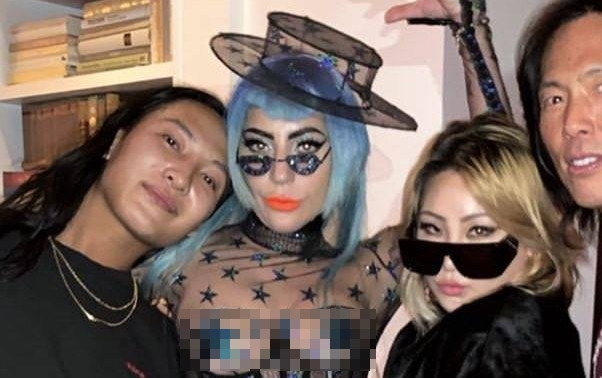 Sau Celine Dion, CL (2NE1) góp mặt vào 'hội chị em' đến chung vui tại show 'Enigma' của Lady Gaga! Ảnh 2