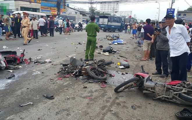 Vụ tai nạn kinh hoàng 4 người tử vong ở Long An: Tài xế dương tính với ma túy, có dùng rượu bia Ảnh 2