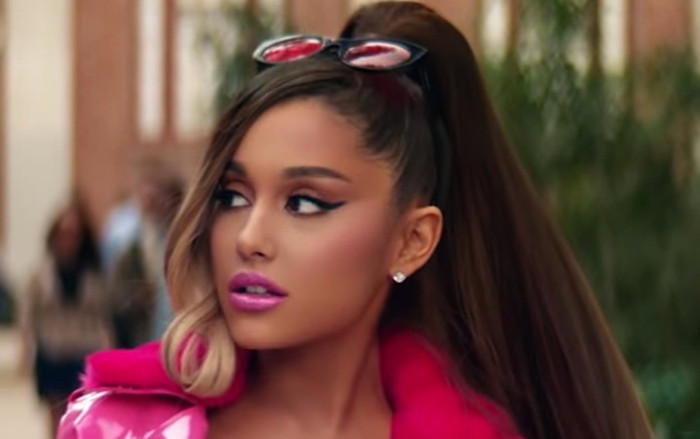 Chê MV 'Thank u, next' nhạt? Những cảnh quay bị cắt từ MV sẽ làm bạn nghĩ lại! Ảnh 2