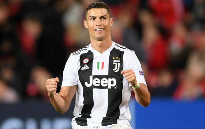 Cristiano Ronaldo vừa đạt được một kỉ lục chưa từng có trên Instagram Ảnh 2
