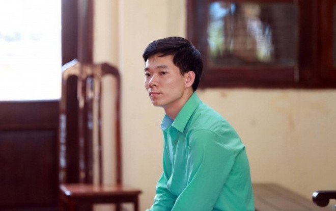 Vợ bác sĩ Hoàng Công Lương làm đơn xin cho chồng được xét xử vắng mặt để điều trị vì bị sốc tâm lý Ảnh 2