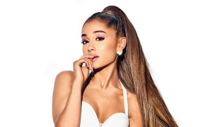 Thôi đừng suy đoán về Ariana Grande và album mới nữa: Nếu không muốn lại 'chưng hửng' thế này! Ảnh 2