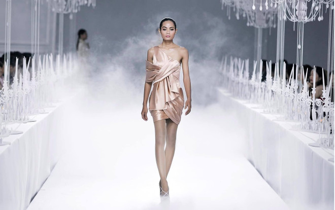 Catwalk rất đỉnh liệu 'mèo đen' Châu Kim Sang có làm nên chuyện tại chung kết Miss Tiffany Việt Nam? Ảnh 2