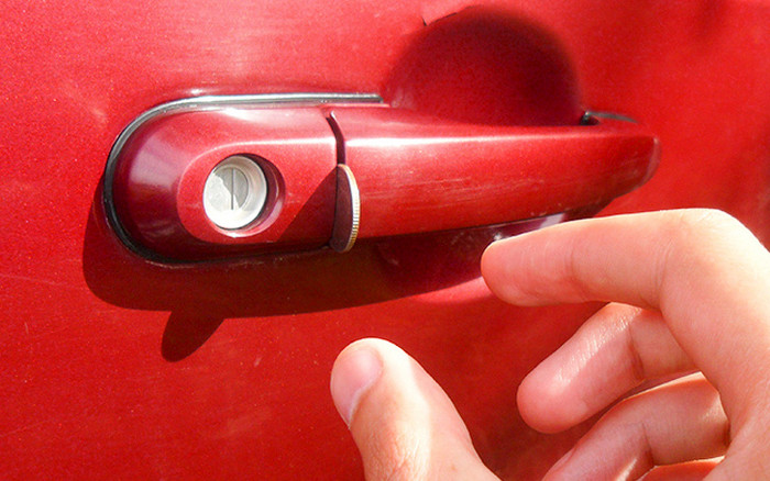 5 thủ đoạn ăn cắp ô tô cực kỳ tinh vi nhưng ít ai để ý, nhất là cái số 3 Ảnh 2