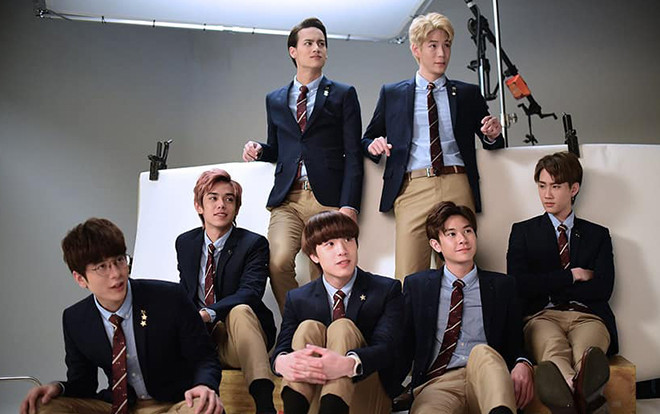 Sau scandal bạn gái mang thai giả, Captain cùng boygroup 9by9 gây náo loạn học đường trong phim mới Ảnh 2