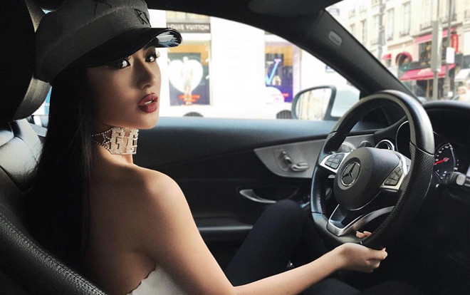 Mê mẩn trước nhan sắc và phong cách sống cực sang chảnh của nữ sinh Đại học hot nhất làng Rich Kid châu Á Ảnh 2