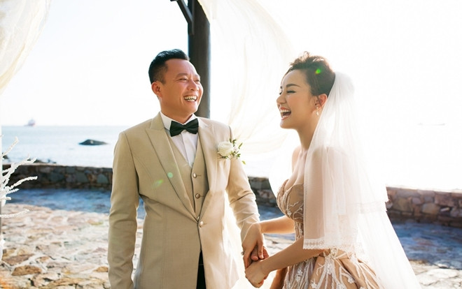Xuýt xoa trước bộ ảnh cưới đẹp lung linh của Vy Oanh và chồng đại gia Ảnh 2