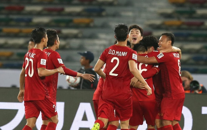 Tuyển Việt Nam sáng cửa vào vòng 1/8 hơn Thái Lan Ảnh 2