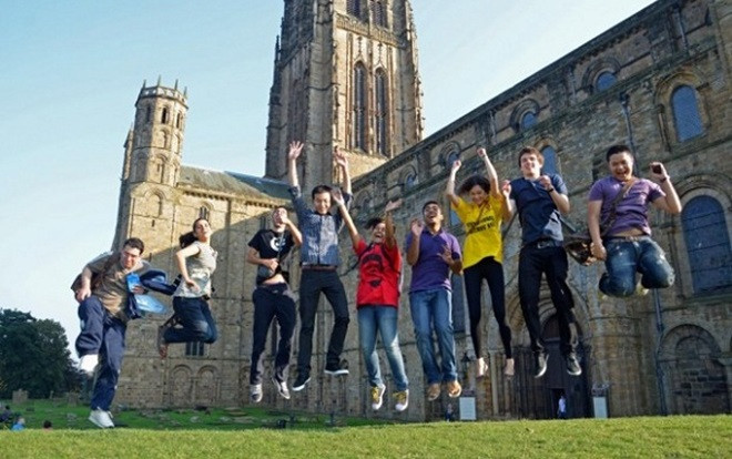 Đất nước lý tưởng của sinh viên: Đề xuất giảm số ngày đi học để hỗ trợ người sống xa trường Ảnh 2