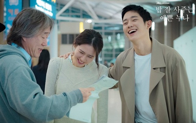 Khán giả Hàn kịch liệt phản đối Jung Hae In và Son Ye Jin tái hợp trong phim tình cảm 'Spring Night' Ảnh 2