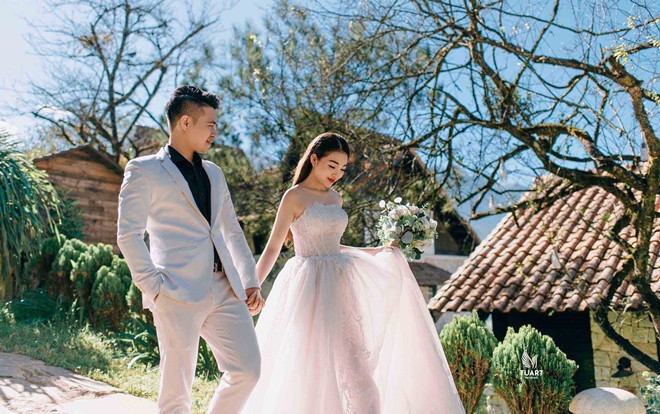 Ngắm bộ ảnh cưới đẹp như mơ của cô dâu ‘vàng đeo trĩu cổ’ bên chú rể phong độ Ảnh 2