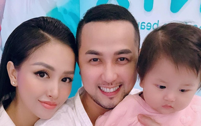 Choáng ngợp với bữa tiệc sinh nhật tròn 1 tuổi chuẩn rich kid của cháu gái Bảo Thy Ảnh 2