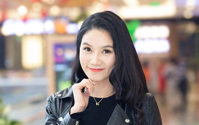 Người đẹp Lương Giang khoe khéo chân thon trong combo 'bất hủ' quần jean áo da Ảnh 2