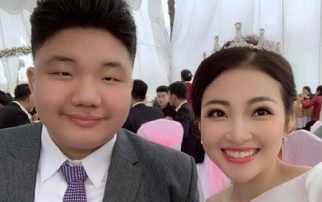 Phát hiện thú vị nhất hôm nay: Cô dâu 'vàng đeo trĩu cổ' nhận sổ đỏ ngày cưới có em trai 17 tuổi và vẫn F.A Ảnh 2