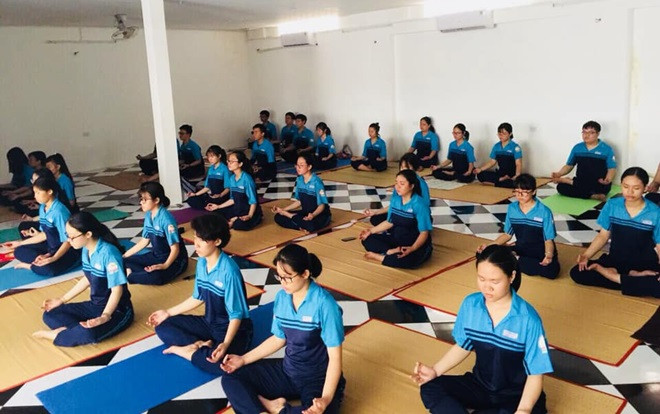Lạ lùng ngôi trường THPT đưa Yoga vào thời khóa biểu chính thức giảng dạy Ảnh 2