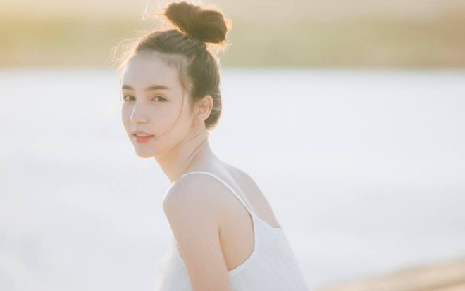 Khó lòng cưỡng nổi vẻ đẹp không góc chết của thiên thần chuyển giới Thái Lan Yoshi Rinrada Ảnh 2