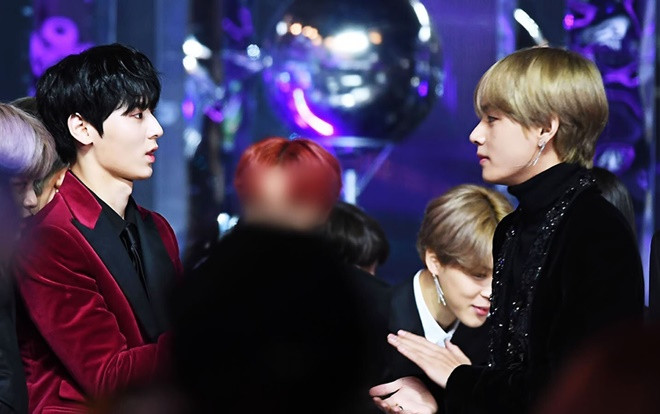 Tương tác giữa Minhyun (WANNA ONE) và V (BTS): Đã cùng là cực phẩm visual  lại còn… Ảnh 2