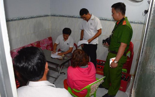 U60 bán dâm cho khách bị bắt quả tang tại trận Ảnh 2