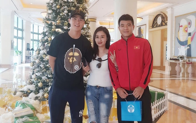 Nhan sắc trẻ trung chẳng kém gì hot girl của mẹ Quang Hải khiến dân mạng đổ rầm rầm Ảnh 2