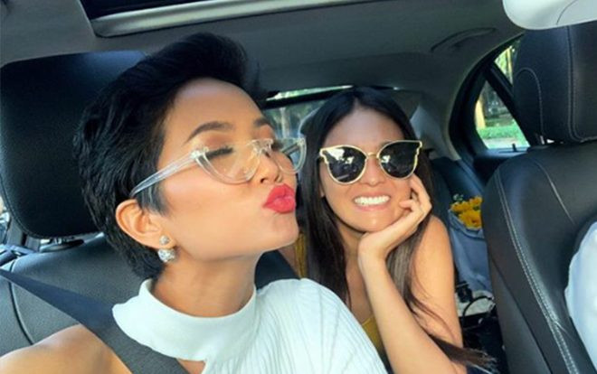 H'Hen Niê háo hức gặp lại người bạn tại Miss Universe sau thời gian xa cách Ảnh 2
