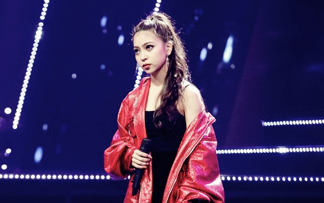 Bạn gái Quang Hải, Hòa Minzy và những chân dài xinh đẹp yêu cầu thủ Ảnh 2