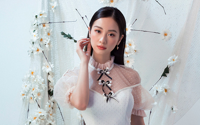 Diện váy ren mỏng, Jun Vũ như nàng thơ bước ra từ cổ tích Ảnh 2