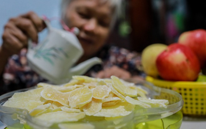 Xóm cạo gừng làm mứt ở Sài Gòn vào vụ Tết Ảnh 2