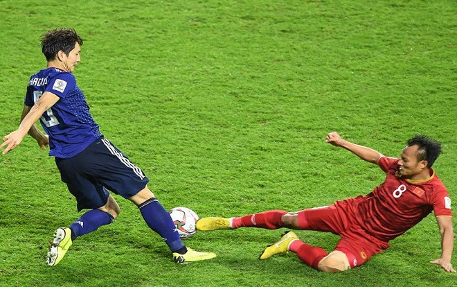 CĐV quốc tế ấn tượng với ‘niềm đam mê bùng cháy’ của ĐT Việt Nam khi đối đầu Nhật Bản Ảnh 2