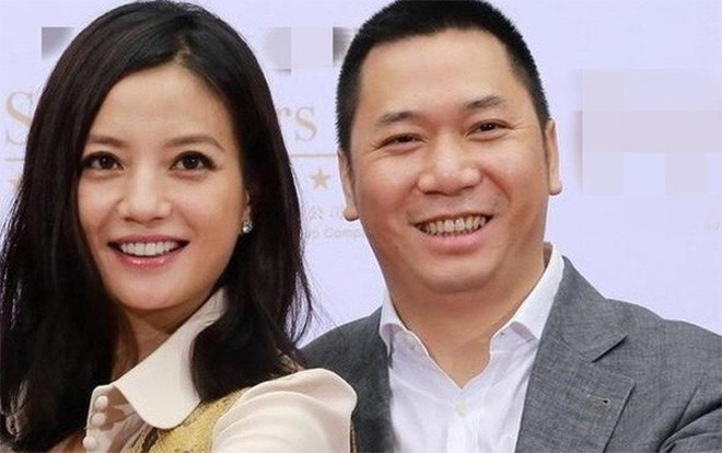 Bồi thường 'tiền lừa đảo', bị cấm tham gia chứng khoán quản lý công ty, tài sản của Triệu Vy và chồng bốc hơi 5100 tỷ đồng Ảnh 2