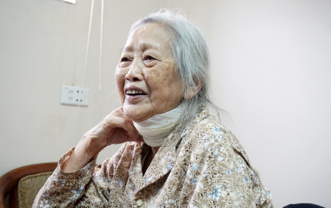 Chuyện về bà cụ 86 tuổi quyết ly hôn chồng vì 'cả đời không một lần rửa bát’ và những cái Tết xa nhà ở viện dưỡng lão Ảnh 2