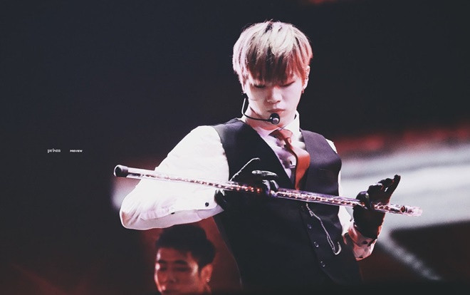 Fan mất ngủ vì sân khấu nóng bỏng của Kang Daniel tại concert WANNA ONE Ảnh 2