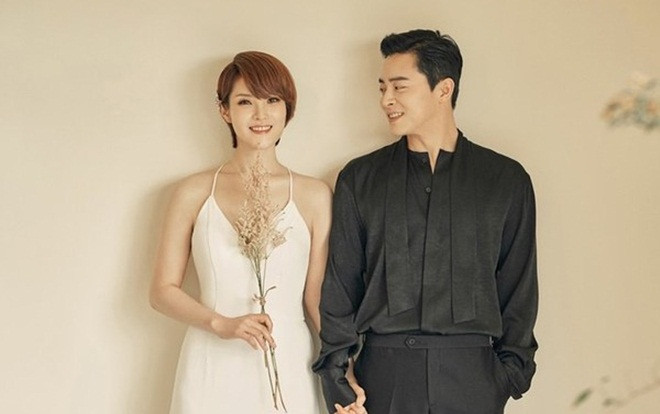 Jo Jung Suk tiết lộ về cuộc sống hôn nhân với Gummy: 'Chưa đi hưởng tuần trăng mật và muốn có con' Ảnh 2
