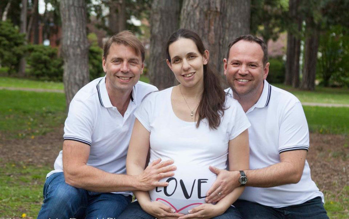 Kỳ lạ người phụ nữ chấp nhận mang thai cùng lúc với 2 người đàn ông, tạo ra cặp song sinh cùng mẹ khác bố Ảnh 2