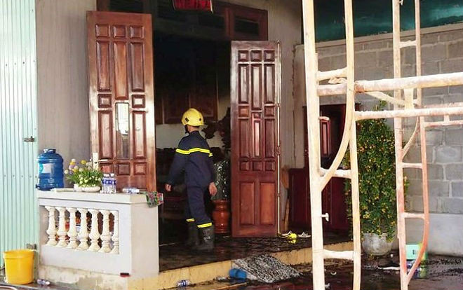 Mâu thuẫn trong làm ăn, tạt xăng rồi châm lửa đốt nhà đối thủ khiến vợ chủ nhà tử vong Ảnh 2
