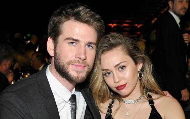 Hạnh phúc đến phát hờn bên chồng mới cưới, thế còn album mới thì sao Miley Cyrus ơi? Ảnh 2