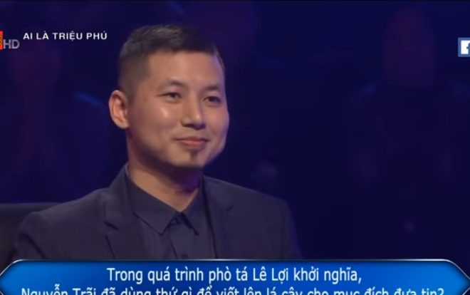 Chưa hết xuýt xoa vì vẻ lịch lãm phong độ, khán giả 'Ai là triệu phú' lại trầm trồ với kiến thức sâu rộng của nam thí sinh này Ảnh 2