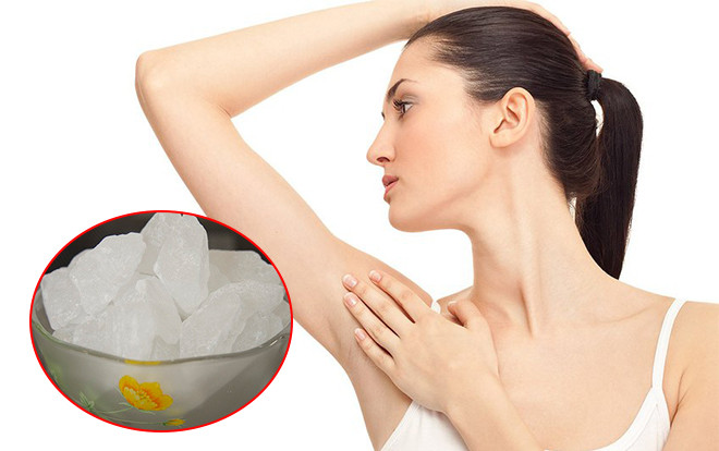 Mua ngải cứu và phèn chua về làm thế này, mùi hôi nách sẽ bị đánh bay Ảnh 2