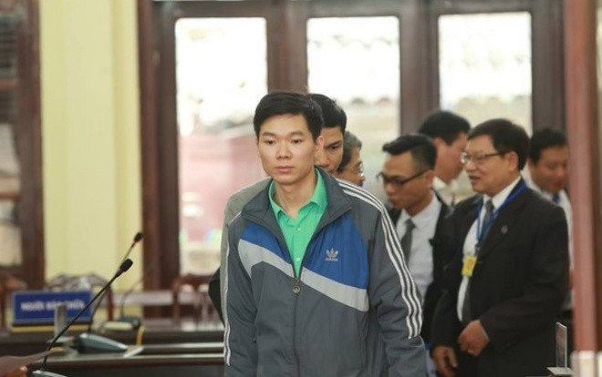 Bác sĩ Hoàng Công Lương bị tuyên phạt 42 tháng tù giam Ảnh 2