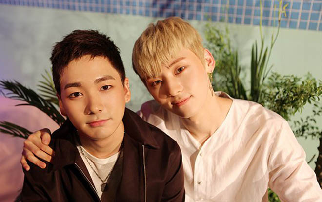 Chia sẻ bài đăng mừng Minhyun trở về, Aron (Nu'est) gặp rắc rối không tưởng với Wannable Ảnh 2