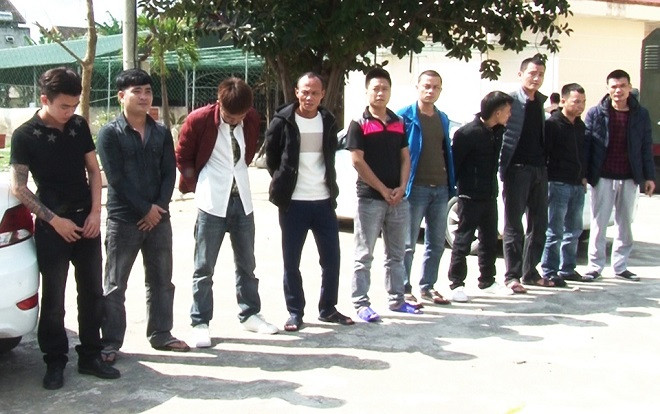 Khởi tố vụ hỗn chiến bằng súng giữa 2 nhóm liên quan tín dụng đen Ảnh 2