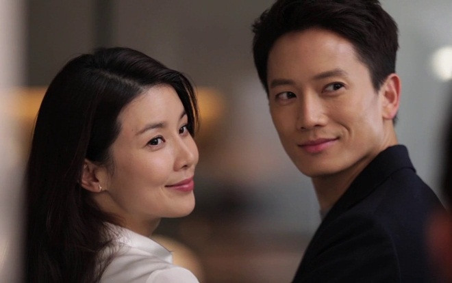 Ji Sung vui mừng báo tin Lee Bo Young hạ sinh em bé thứ hai vào đúng mùng 1 Tết Ảnh 2