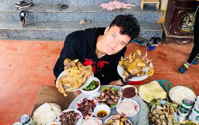 Mẹ Bùi Tiến Dũng đón Tết lớn, tiết lộ con trai đưa bạn gái về nhà Ảnh 2